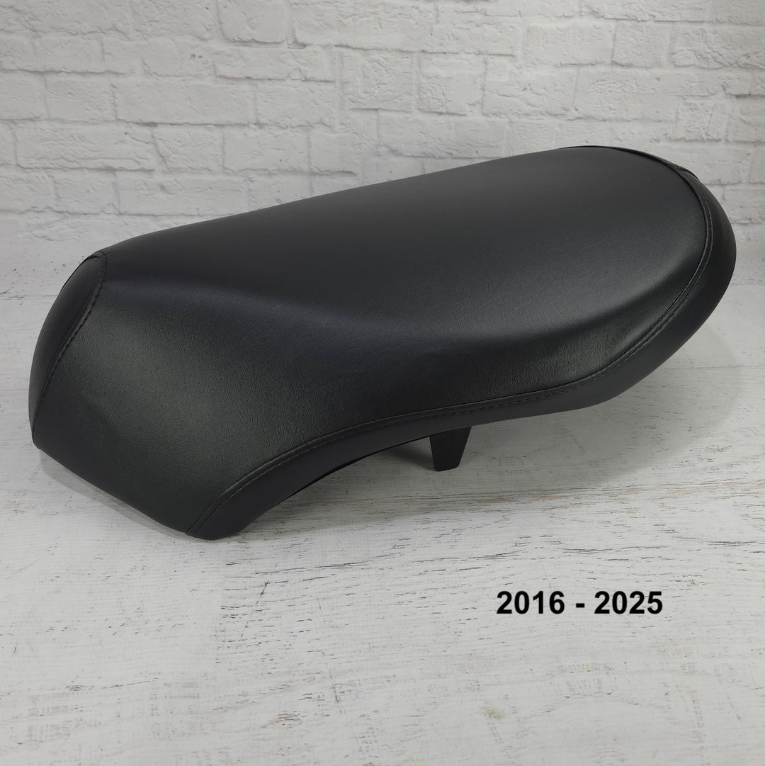 READY TO SHIP! Honda Metropolitan CH50 Classic Black Seat Cover - No staples!