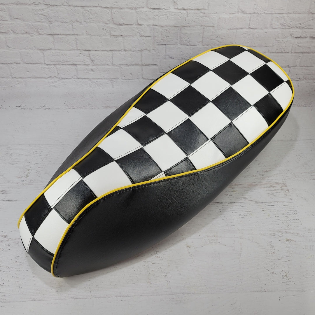 Vespa GTS 250 300 CHECKERS Seat Cover
