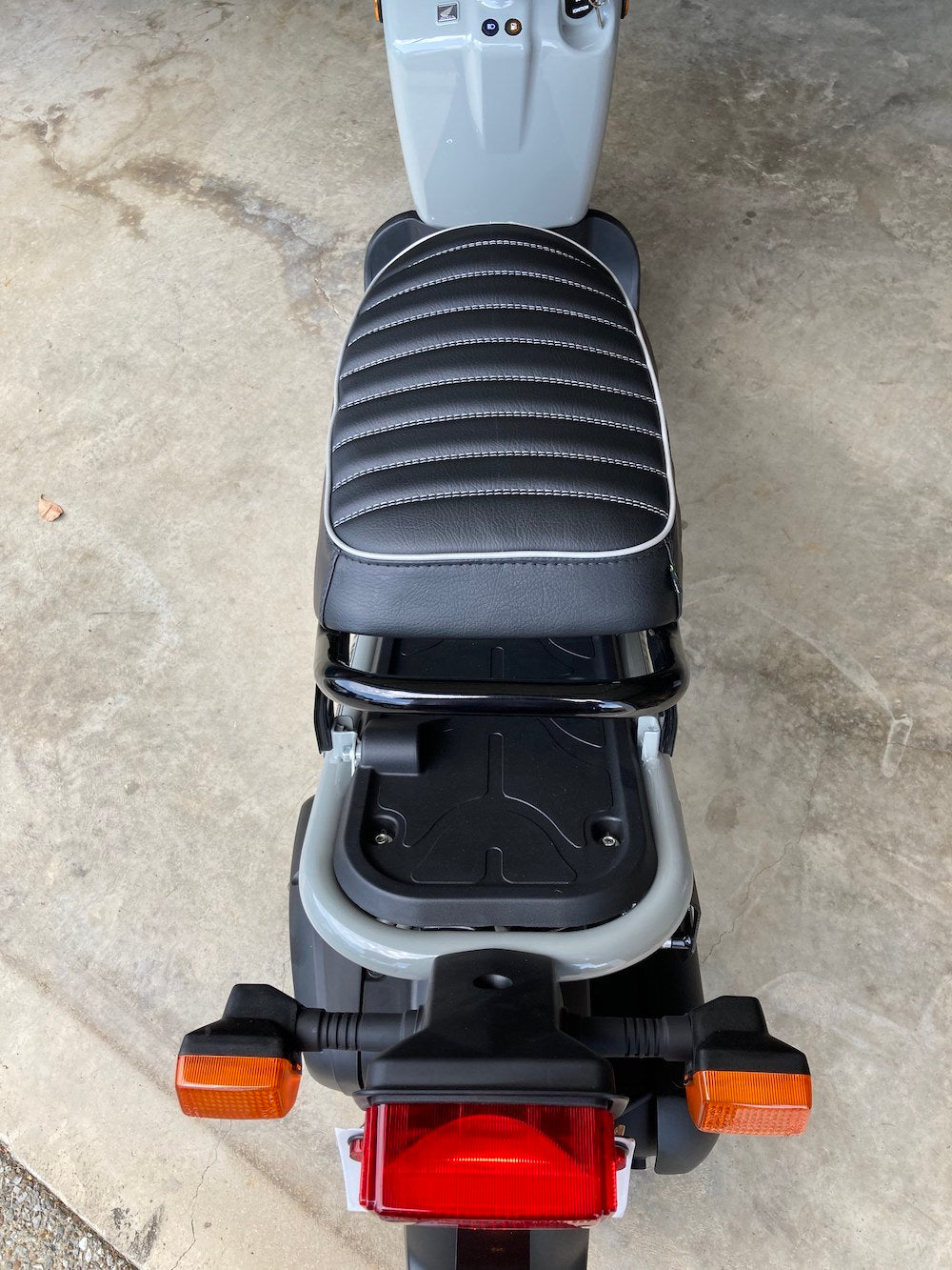 MADE TO ORDER Honda Ruckus Padded Black Tuck and Roll Seat Cover